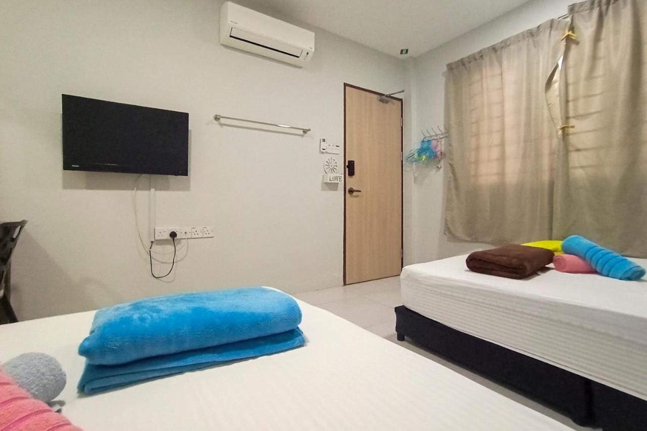 Hom2Rex Kuching Homestay Taman Timberland Экстерьер фото