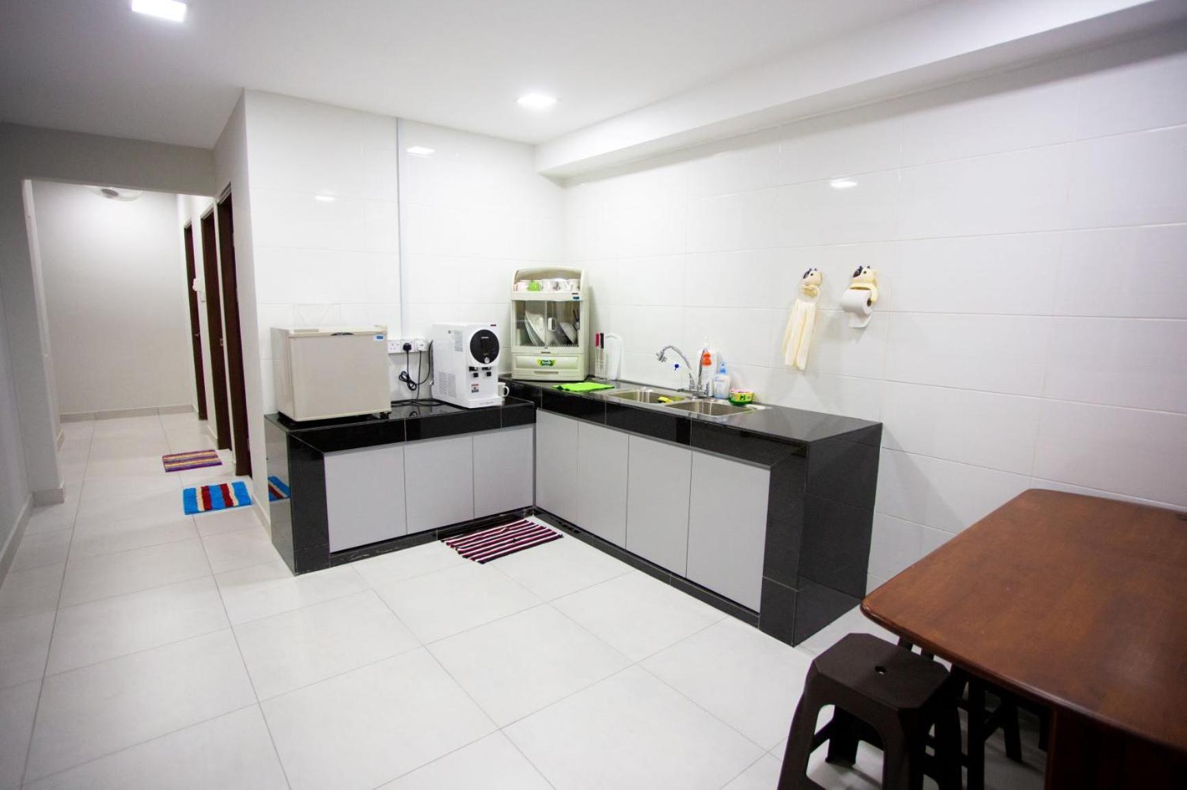 Hom2Rex Kuching Homestay Taman Timberland Экстерьер фото