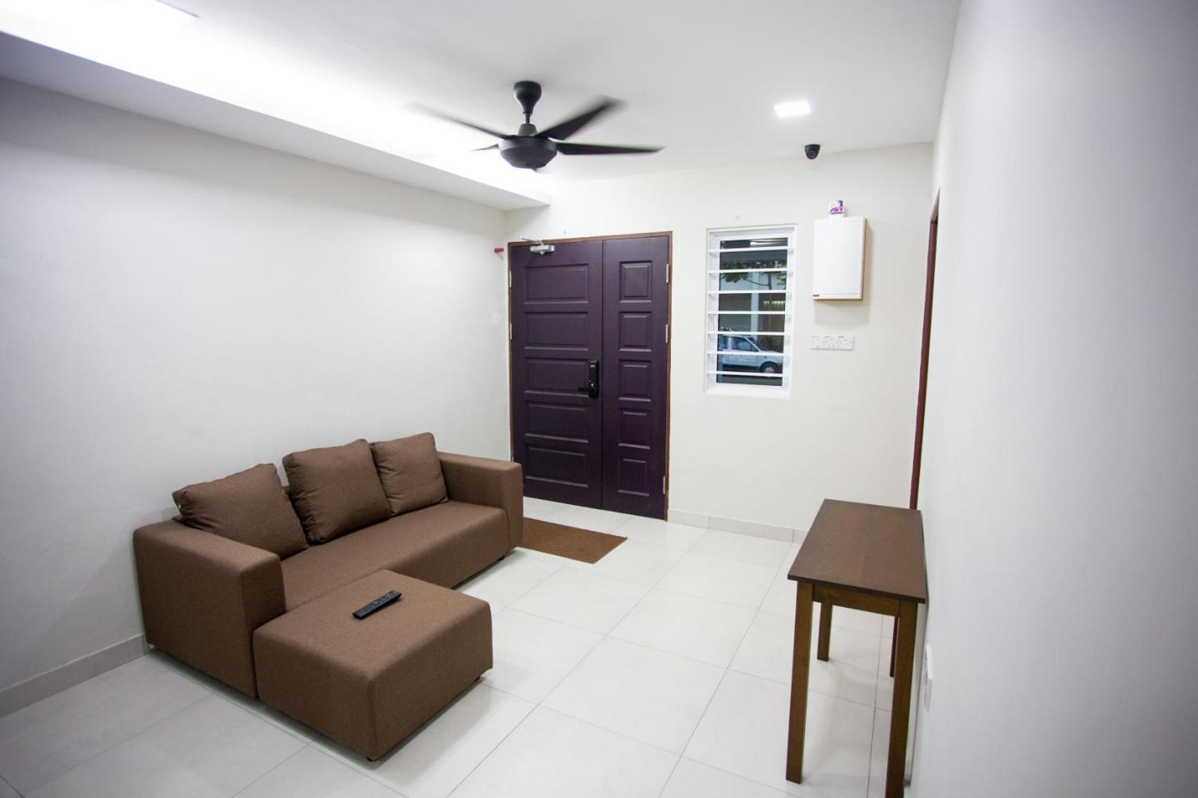 Hom2Rex Kuching Homestay Taman Timberland Экстерьер фото